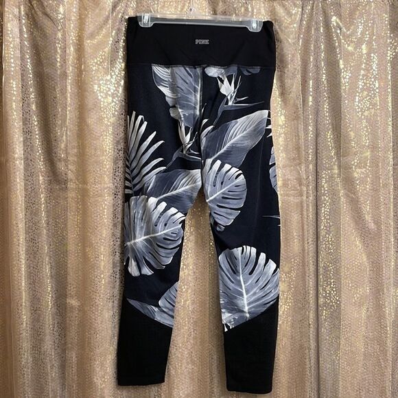 PINK Victoria’s Secret black/gray tropical palm leaf ultimate leggings, size L - Picture 5 of 8